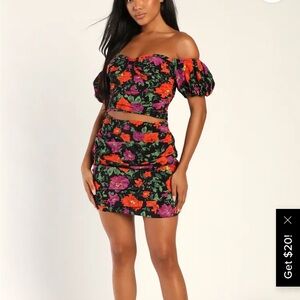 Lulu’s Bright Beauty Black Floral Ruched Two Piece Set